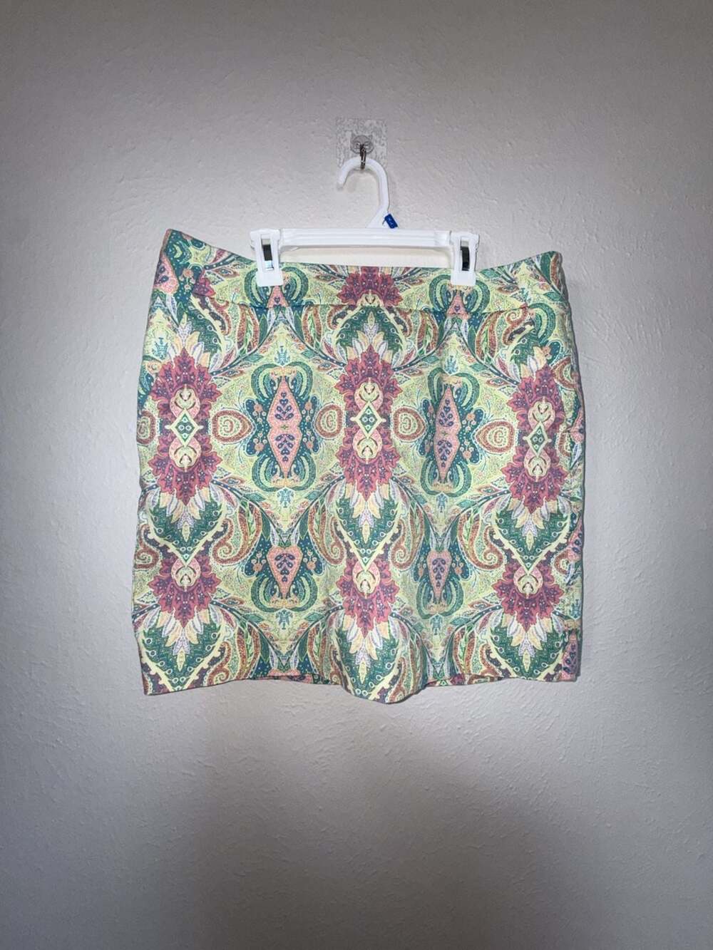 Ann Taylor Madison Paisley Print Pencil Skirt